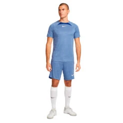 Pantalón Corto Nike Dri-Fit Academy -Futbol Tienda pantalon corto nike dri fit academy deep royal blue pure white 4