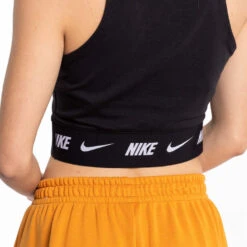 Top Nike Sportswear Crop Top -Futbol Tienda top nike nsw crop top black 2